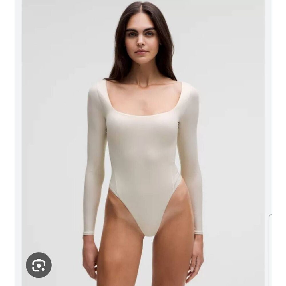 Lululemon Wundermost Nulu Long Sleeve Bodysuit Cream Gold Shine Size XL